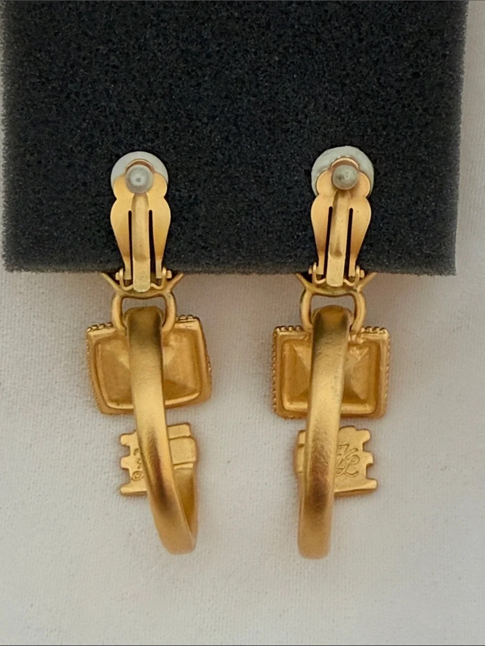 Karl Lagerfeld Vintage Clip Earrings - Picture 4 of 6
